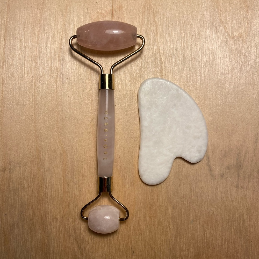 Rose Quartz Facial Roller and Gua Sha Set